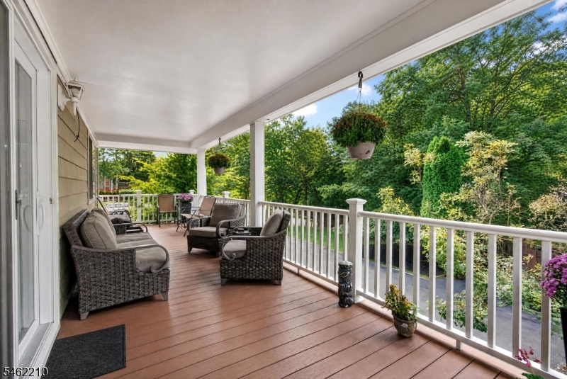 7 Crest Drive East Hanover NJ 07936