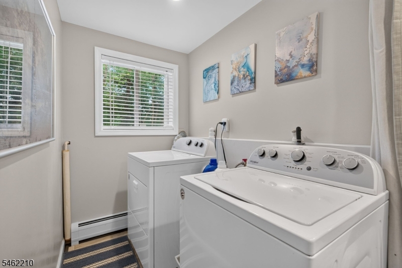7 Crest Drive East Hanover NJ 07936