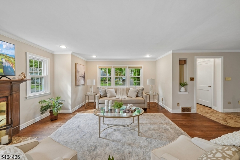 2382 Longfellow Avenue Scotch Plains NJ 07076
