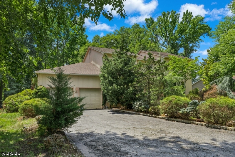 40 Vista Drive Marlboro NJ 07751