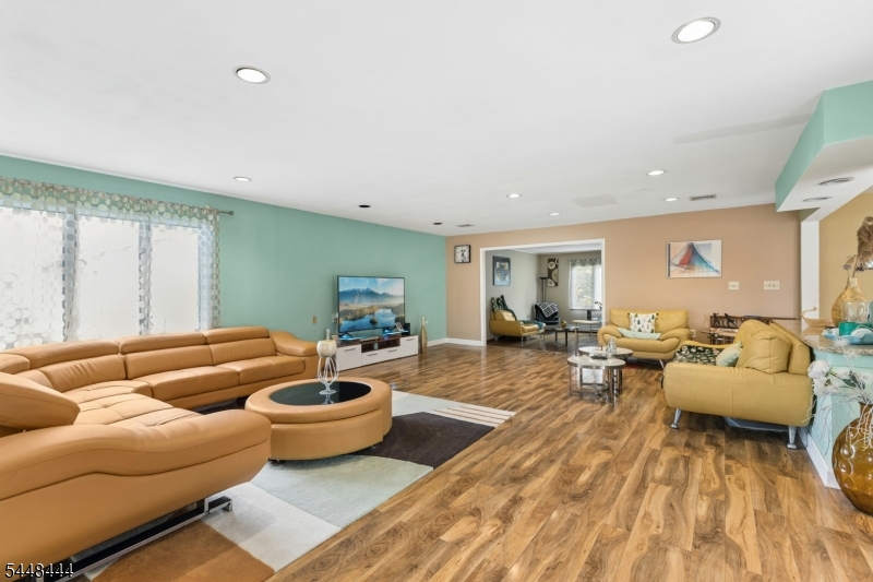 40 Vista Drive Marlboro NJ 07751