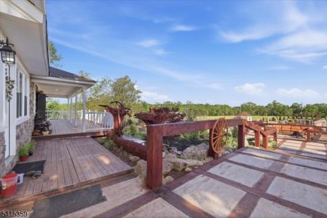 72 Pond Lane Holland NJ 08848