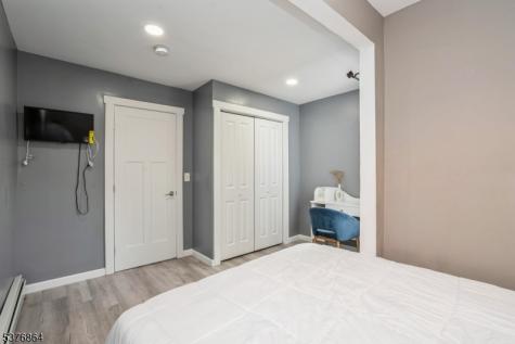 141 Van Horne Street Jersey City NJ 07304