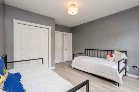 141 Van Horne Street Jersey City NJ 07304