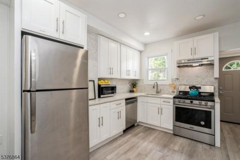 141 Van Horne Street Jersey City NJ 07304