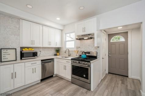 141 Van Horne Street Jersey City NJ 07304