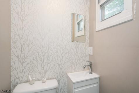 141 Van Horne Street Jersey City NJ 07304