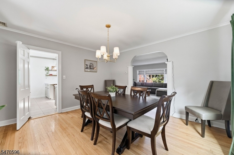 2766 Larchmont Road Union NJ 07083