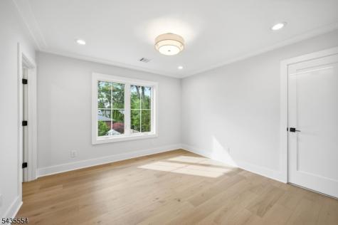 221 Delaware Street Westfield NJ 07090