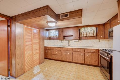 1508 Elaine Terrace Union NJ 07083