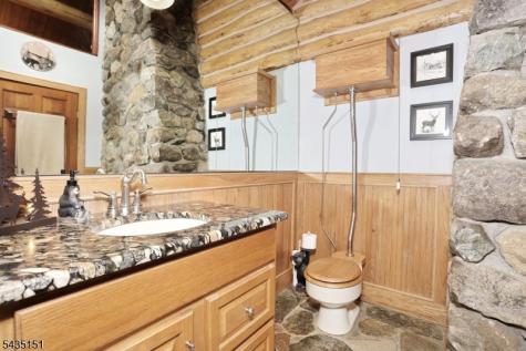 5 Longview Lane Ringwood NJ 07456