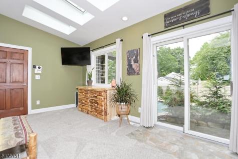 5 Longview Lane Ringwood NJ 07456