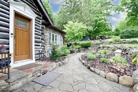 5 Longview Lane Ringwood NJ 07456