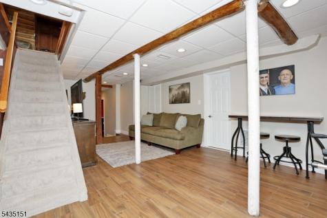 5 Longview Lane Ringwood NJ 07456