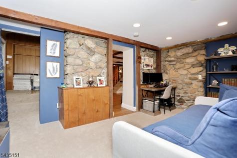 5 Longview Lane Ringwood NJ 07456