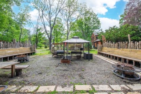 62 Mount Pleasant Road Knowlton NJ 07832