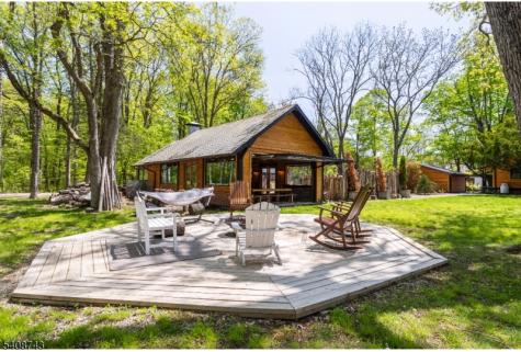 62 Mount Pleasant Road Knowlton NJ 07832