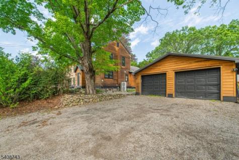 62 Mount Pleasant Road Knowlton NJ 07832