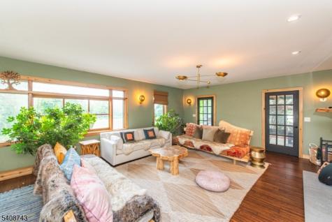 62 Mount Pleasant Road Knowlton NJ 07832