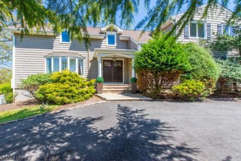 68 Rockledge Drive Livingston NJ 07039