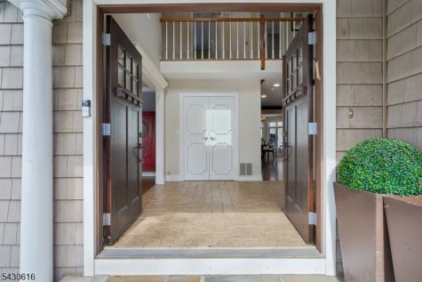 68 Rockledge Drive Livingston NJ 07039