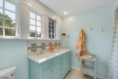 89 Porter Place Montclair NJ 07042