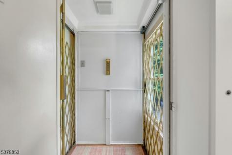 89 Porter Place Montclair NJ 07042