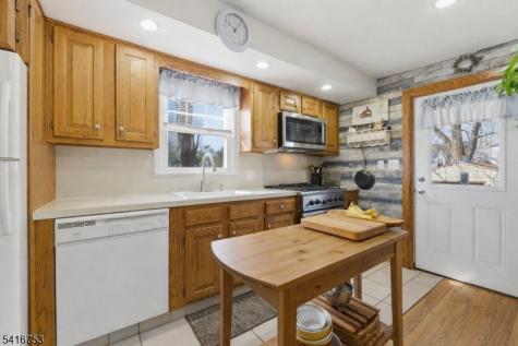 40 Ethel Avenue Hawthorne NJ 07506