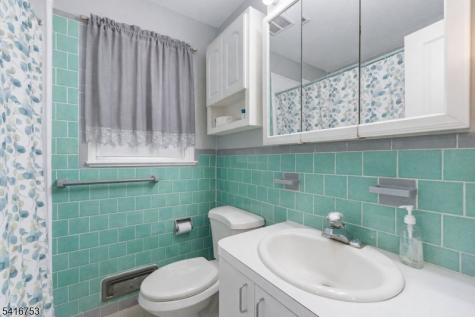40 Ethel Avenue Hawthorne NJ 07506