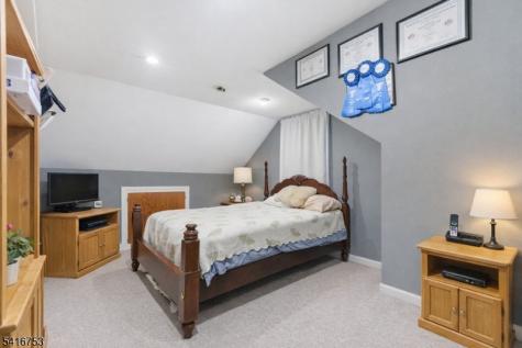 40 Ethel Avenue Hawthorne NJ 07506