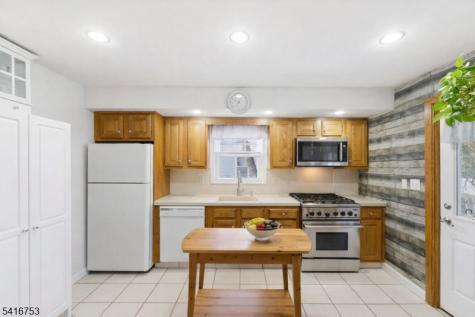 40 Ethel Avenue Hawthorne NJ 07506