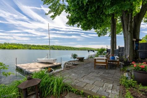 2186 Lakeside Drive Vernon NJ 07422