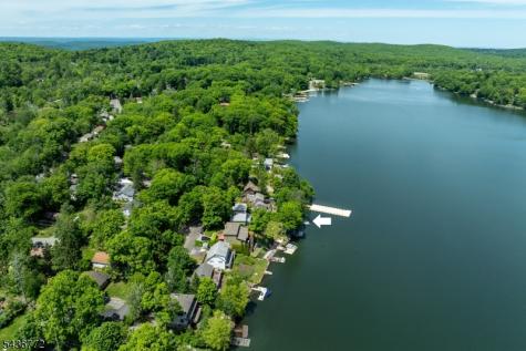 2186 Lakeside Drive Vernon NJ 07422