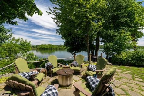 2186 Lakeside Drive Vernon NJ 07422