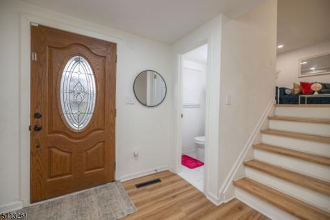 175 Rosewood Lane Woodbridge NJ 07064