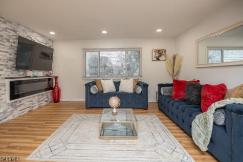 175 Rosewood Lane Woodbridge NJ 07064