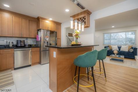 175 Rosewood Lane Woodbridge NJ 07064