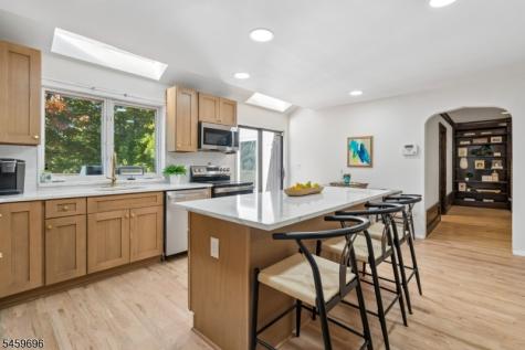 83 Edgewood Avenue West Orange NJ 07052