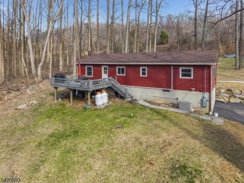 447 Bellwood Avenue Bethlehem NJ 08802