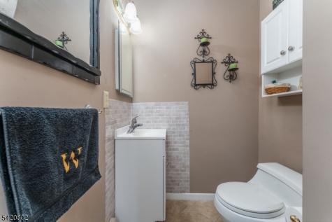 447 Bellwood Avenue Bethlehem NJ 08802