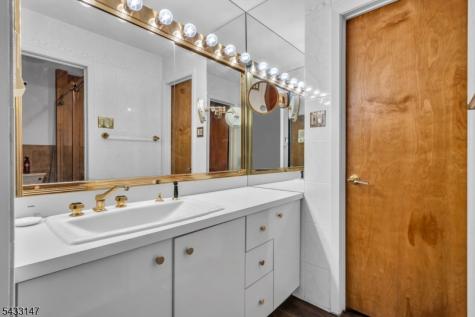 12 Ethan Allen Road Freehold NJ 07728