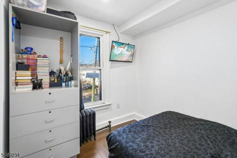 20 Tompkins Street West Orange NJ 07052