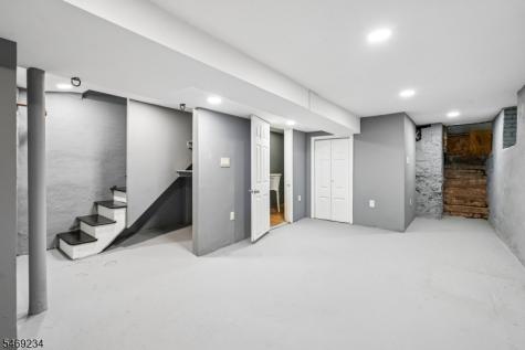 20 Tompkins Street West Orange NJ 07052