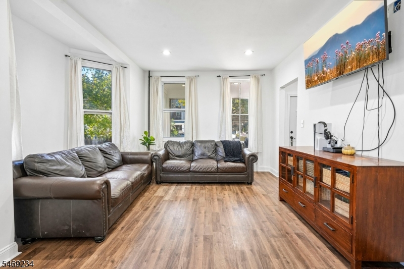 20 Tompkins Street West Orange NJ 07052