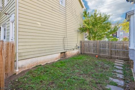 20 Tompkins Street West Orange NJ 07052