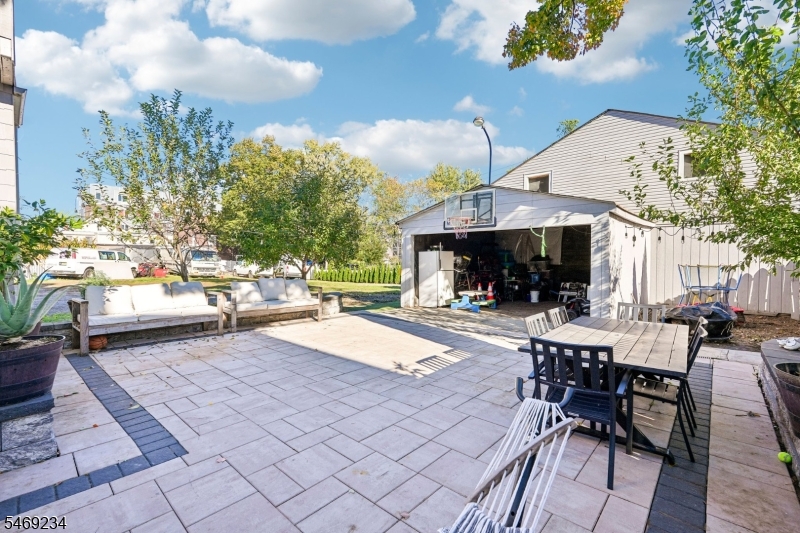 20 Tompkins Street West Orange NJ 07052