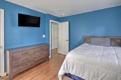 5 Scarlet Oak Road Tewksbury NJ 07830