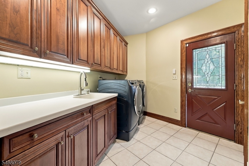 906 Jackson Valley Road Mansfield NJ 07863