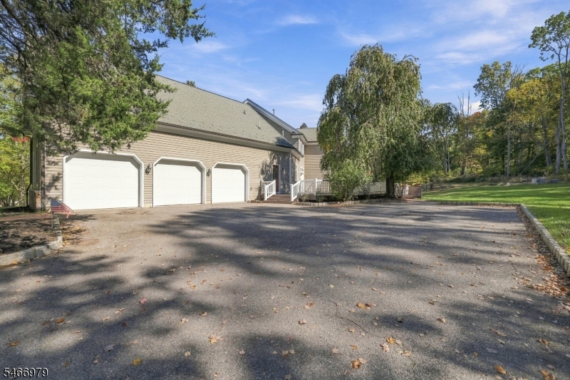 906 Jackson Valley Road Mansfield NJ 07863