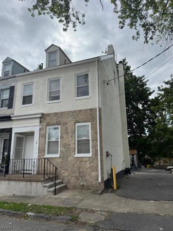 8 Hanover Street Phillipsburg NJ 08865